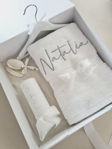 Personalised Bath Towel - theprintedloveco
