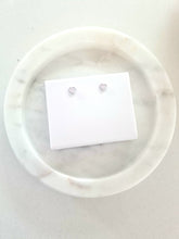 Load image into Gallery viewer, Pink Heart Earrings - theprintedloveco