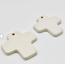 Load image into Gallery viewer, White ceramic cross bombonniere.