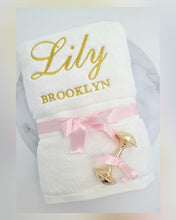 Load image into Gallery viewer, Personalised Bath Towel - theprintedloveco