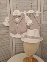 Load image into Gallery viewer, Oliver Suit Set.