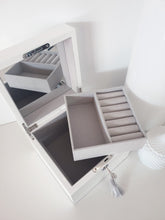 Load image into Gallery viewer, Personalised Jewellery Box - WHITE - theprintedloveco