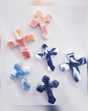 Load image into Gallery viewer, Catholic Resin Cross - theprintedloveco